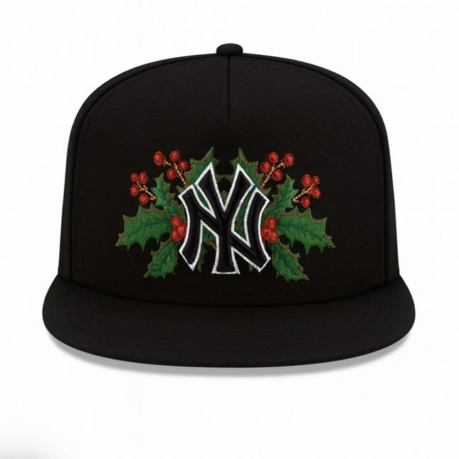 NY Yankees Holly Christmas 2025 Hat